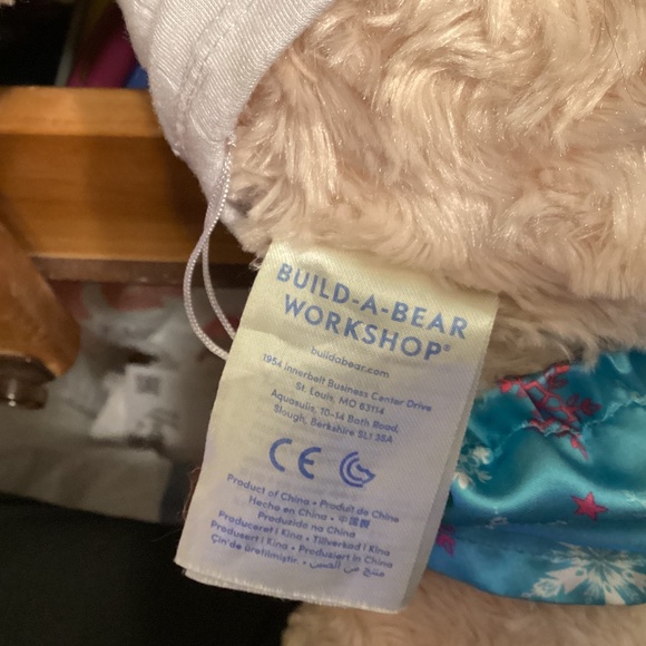 Build A Bear Happy Hugs Teddy Wearing Disney Frozen Elsa And Ana Pajamas - Picture 4 of 4